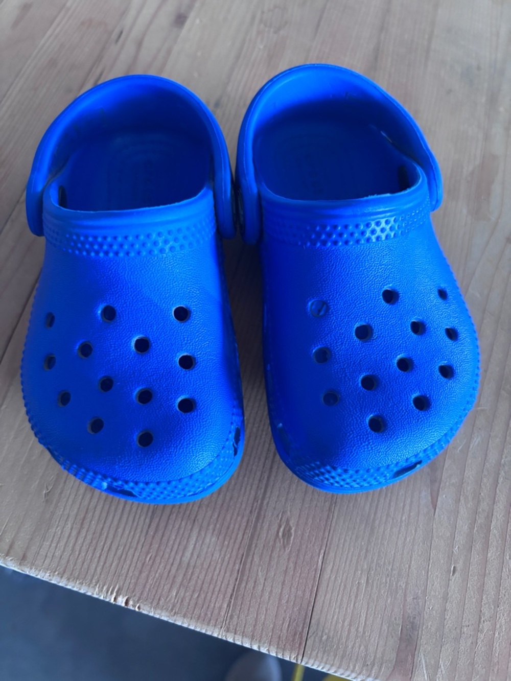 CROCS Classic Kids Clogs in Bright Blue - Picture 2 of 4